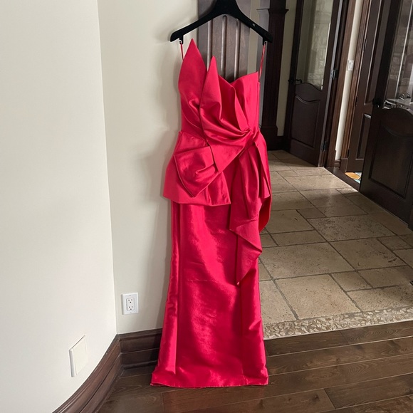 Lucian Matis Dress - Picture 6 of 17